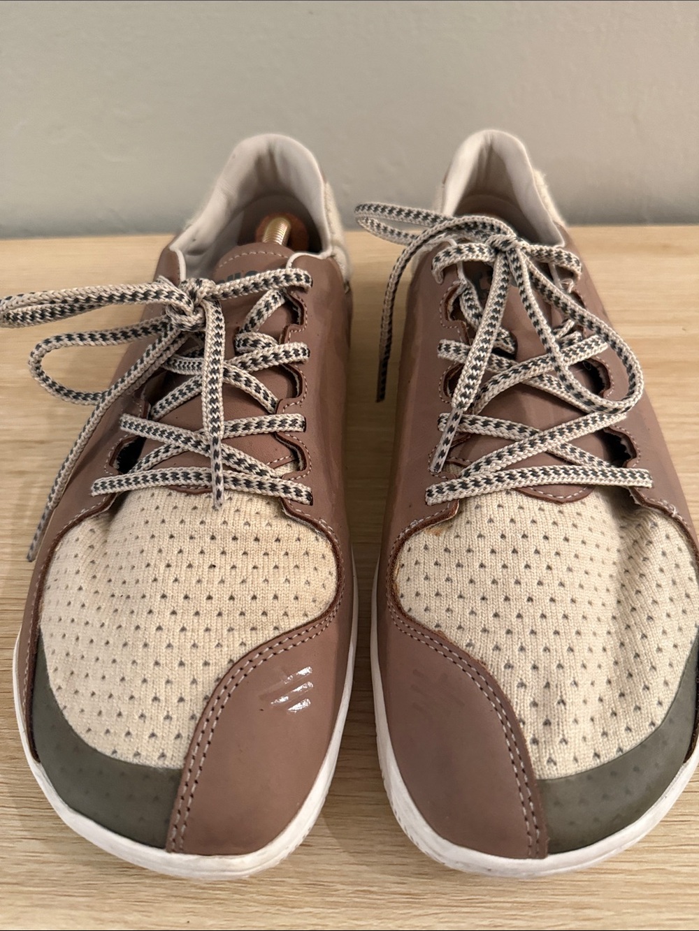 Women’s Groundz BIOS Sneakers Size 11.5